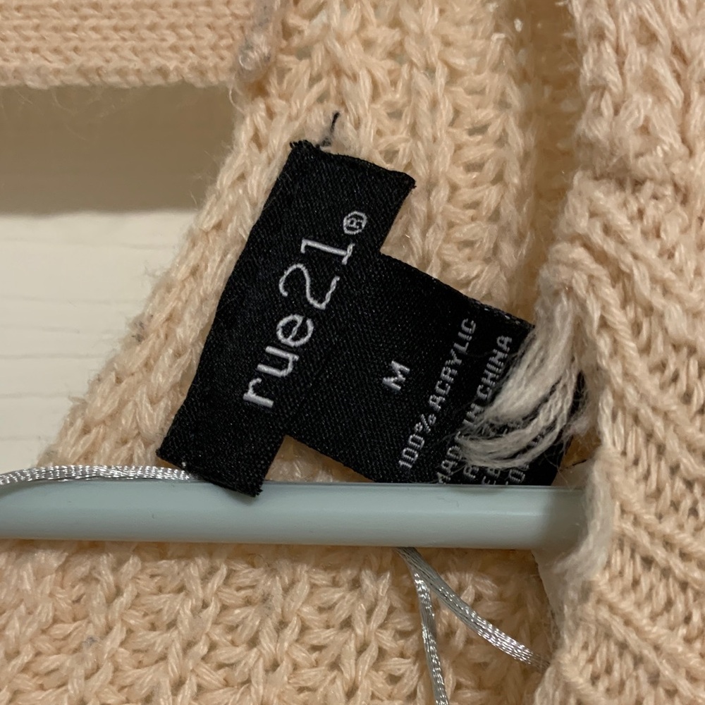 Medium earthy tunic-ish sweater 🍁 - Picture 2 of 3